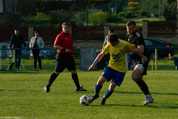 Muži: Tichá - Dobratice (FOTO: V.Prášek) 8